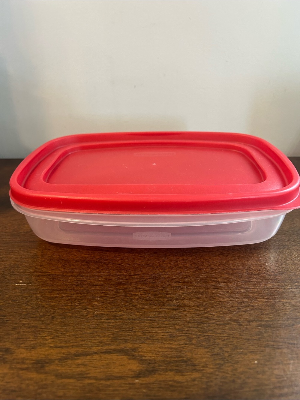 Rubbermaid Red Rectangle 5.5 cup 1.3 liter Storage Container Red Lid Sheer Base.